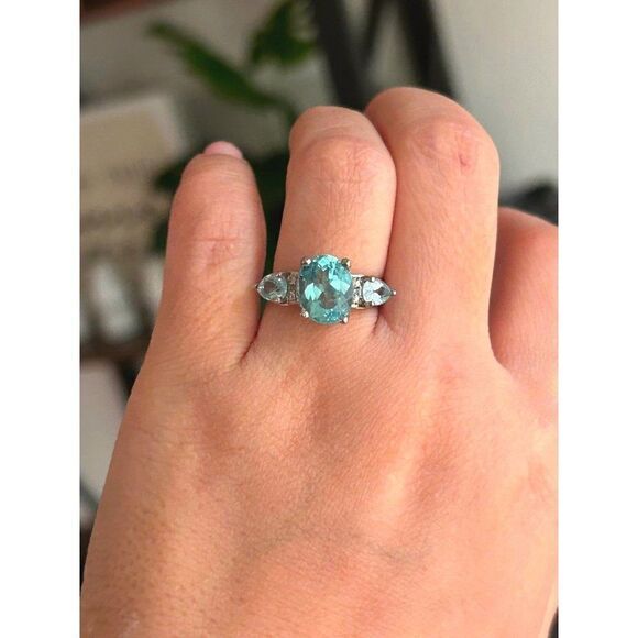 3-Topaz Ring  - Picture 7 of 7